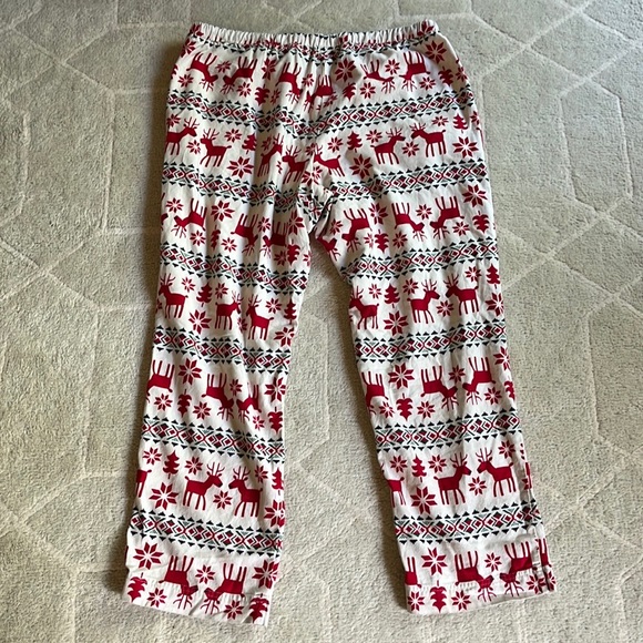 Hanna Andersson Reindeer PJ Pants - Picture 2 of 10